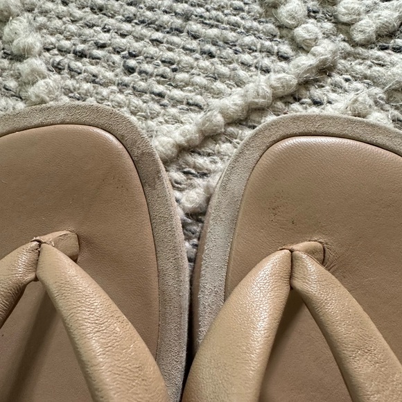 Vince Nell Leather and Suede Flipflops - Picture 5 of 9